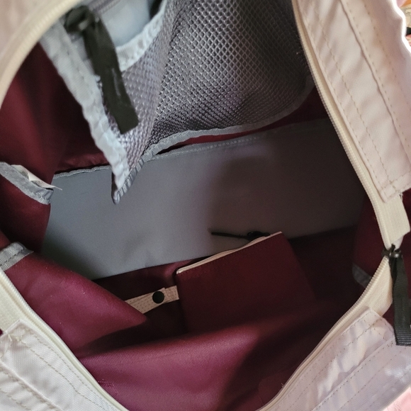 Nike Maroon Nylon Tote Bag with coin purse - Picture 5 of 6